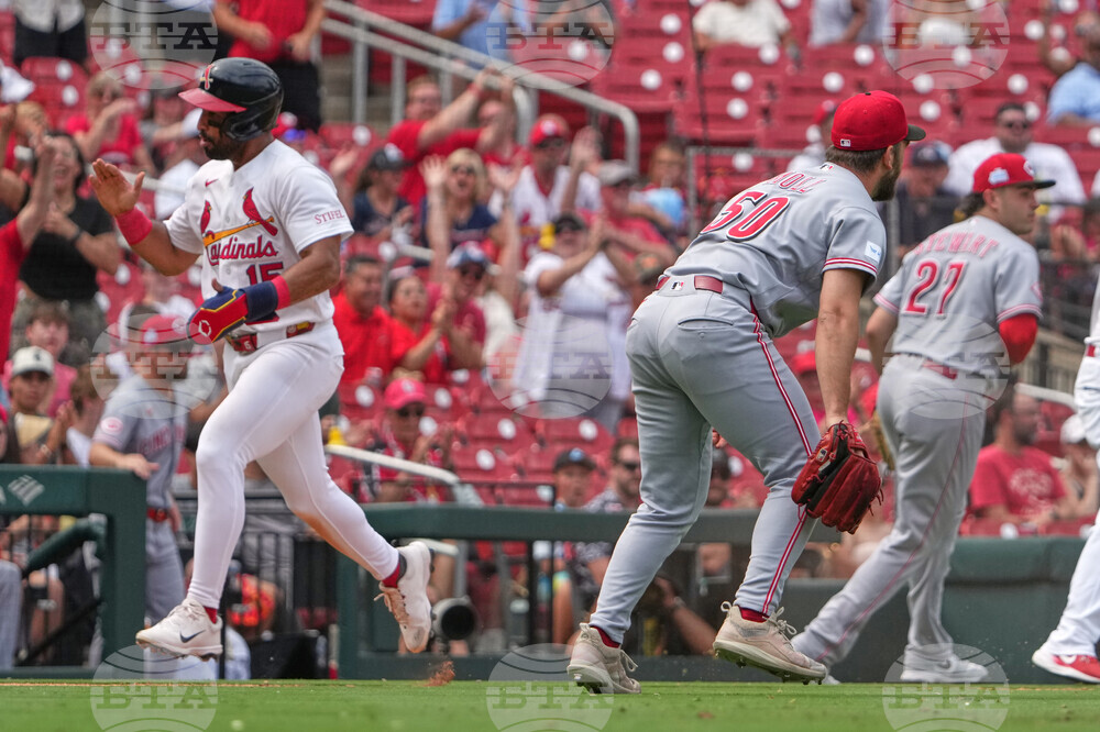 Reds Cardinals Baseball