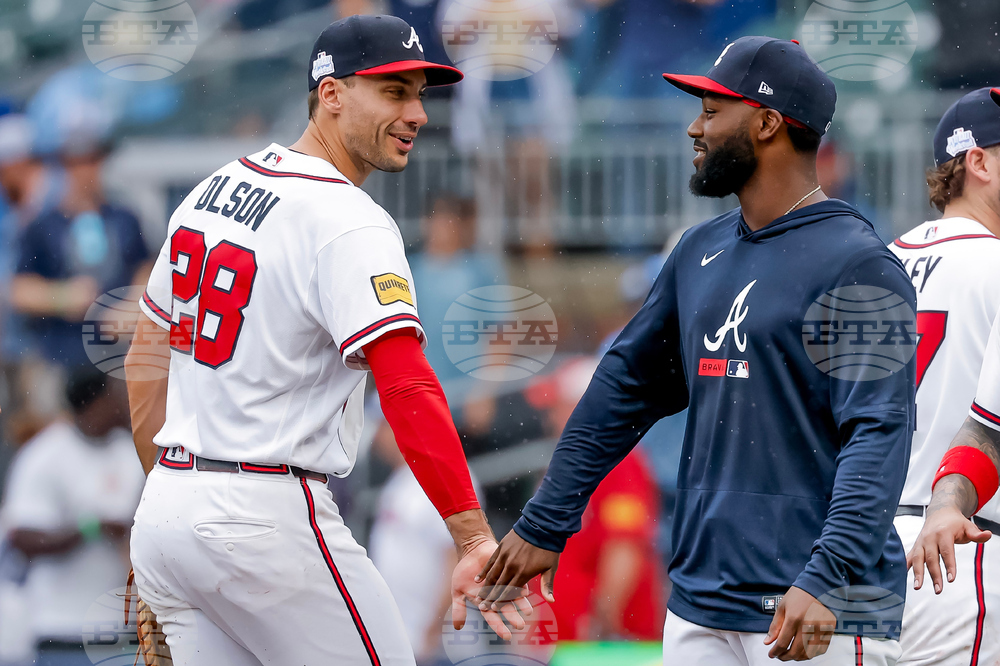 Pirates Braves Baseball