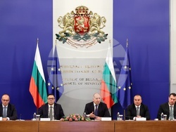Национална инициатива „Кошница с грижа“
