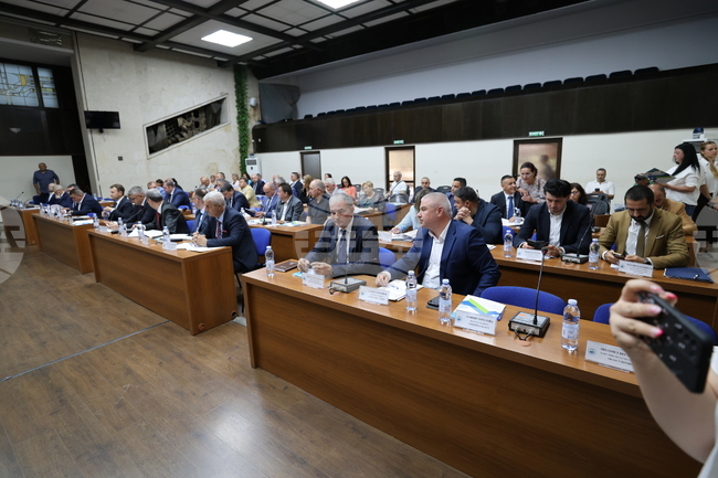 Депутати от „Прогресивна България“ и „Продължаваме промяната“ заявиха подкрепа за законодателни промени и мерки за решаване на предизвикателствата пред общините