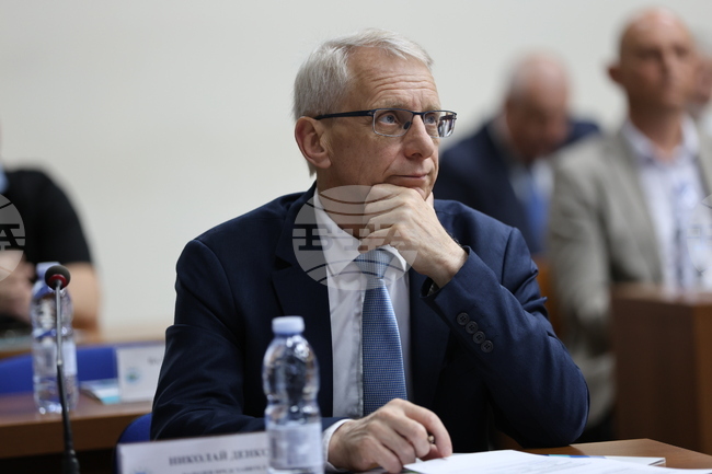 Continue the Change Floor Leader Denkov Questions Government’s Ukraine Arms Policy
