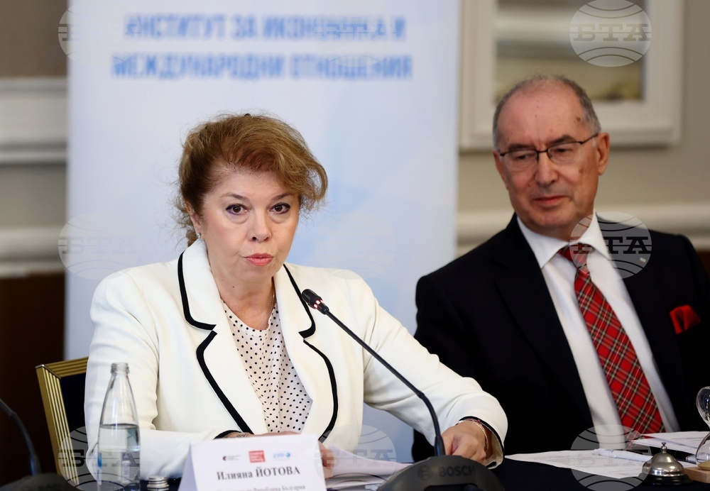 President Iotova Opposes Viewing Black Sea Solely as Militarized Zone