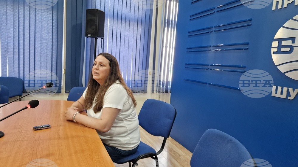 Приемната грижа е труден, но споделен процес, посочи Севдия Алиева - началник отдел "Закрила на детето" в Нови пазар 