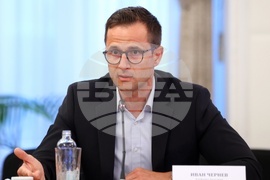 Национална инициатива „Кошница с грижа“