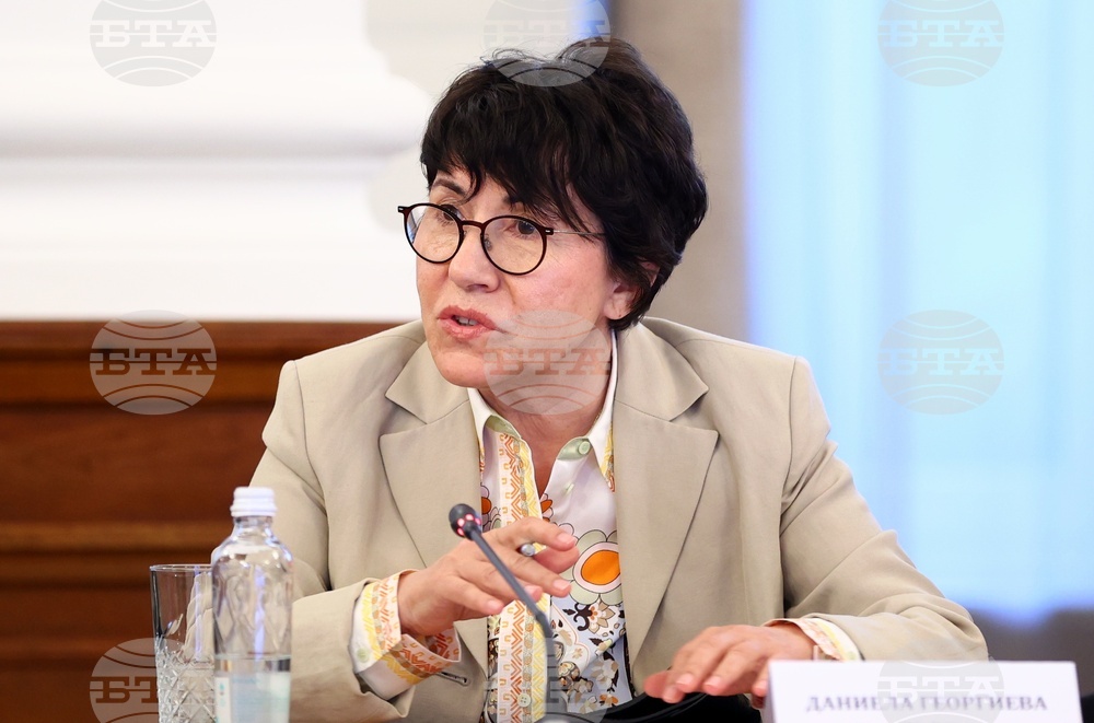Национална инициатива „Кошница с грижа“