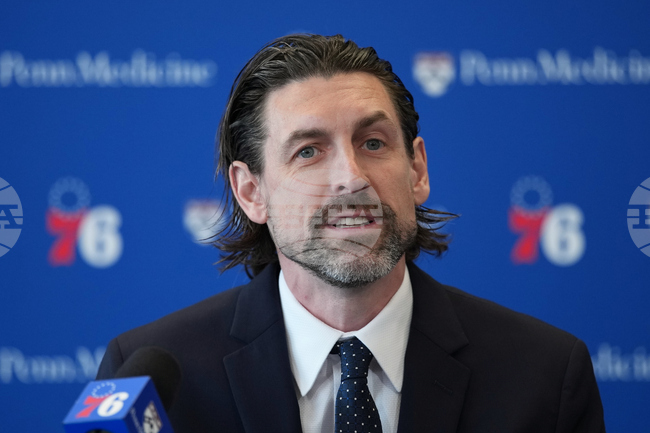 76ers Gansey Basketball