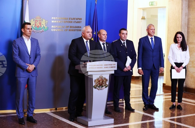 Министерски съвет - пътна безопасност - пресконференция