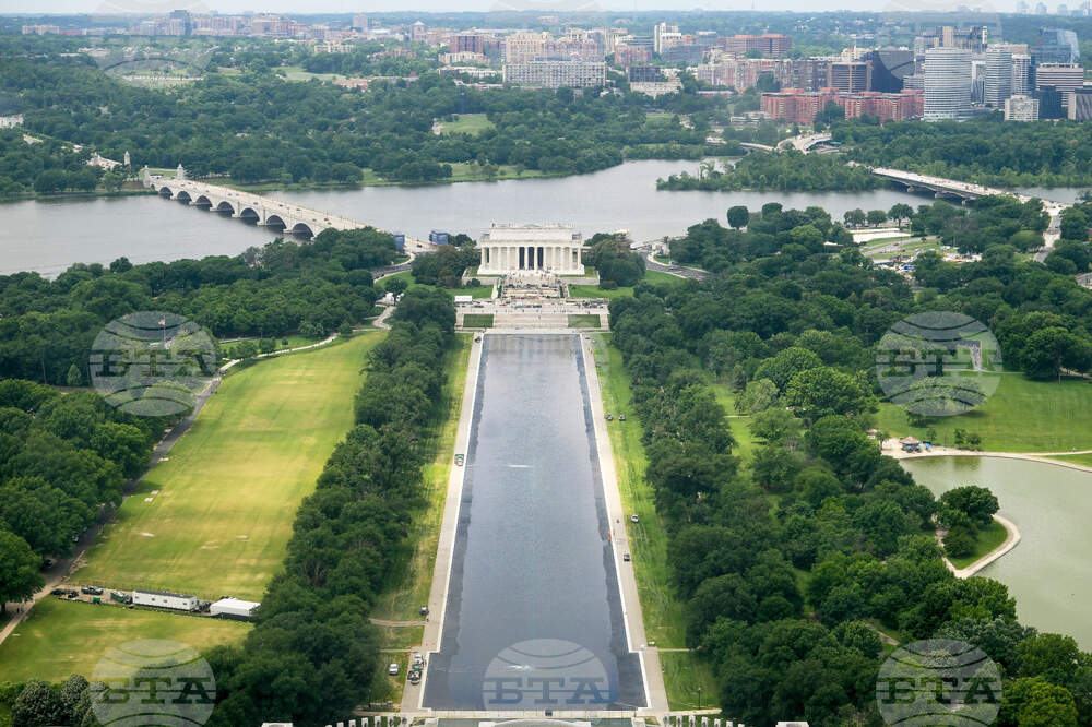 Lincoln Memorial Reflecting Pool