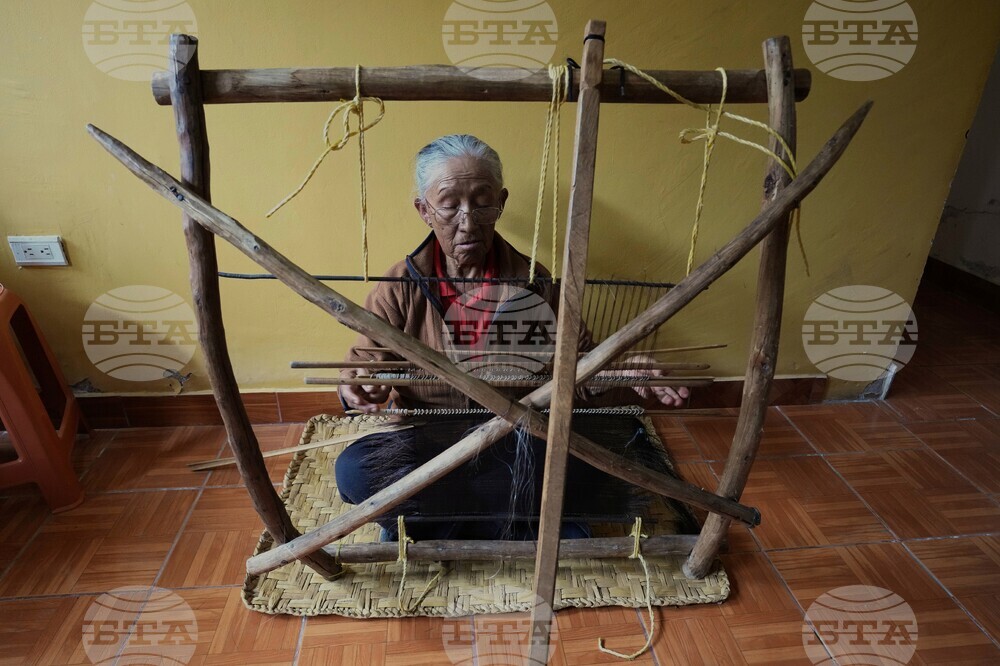Ecuador Dying Art