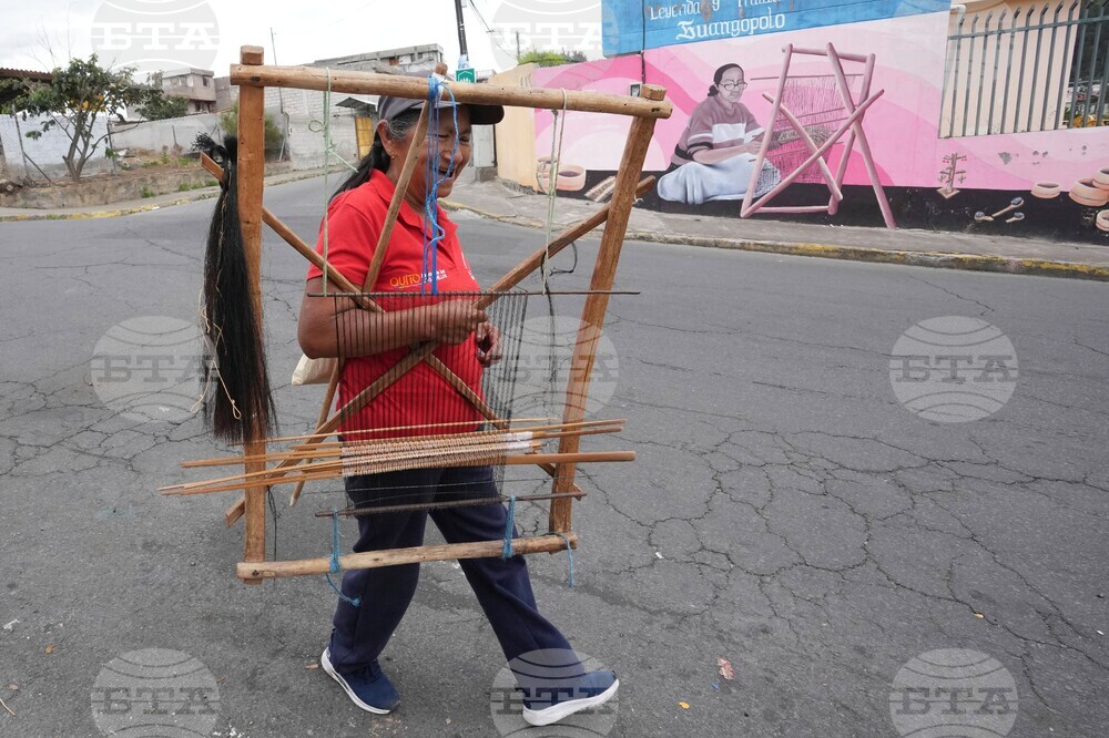 Ecuador Dying Art