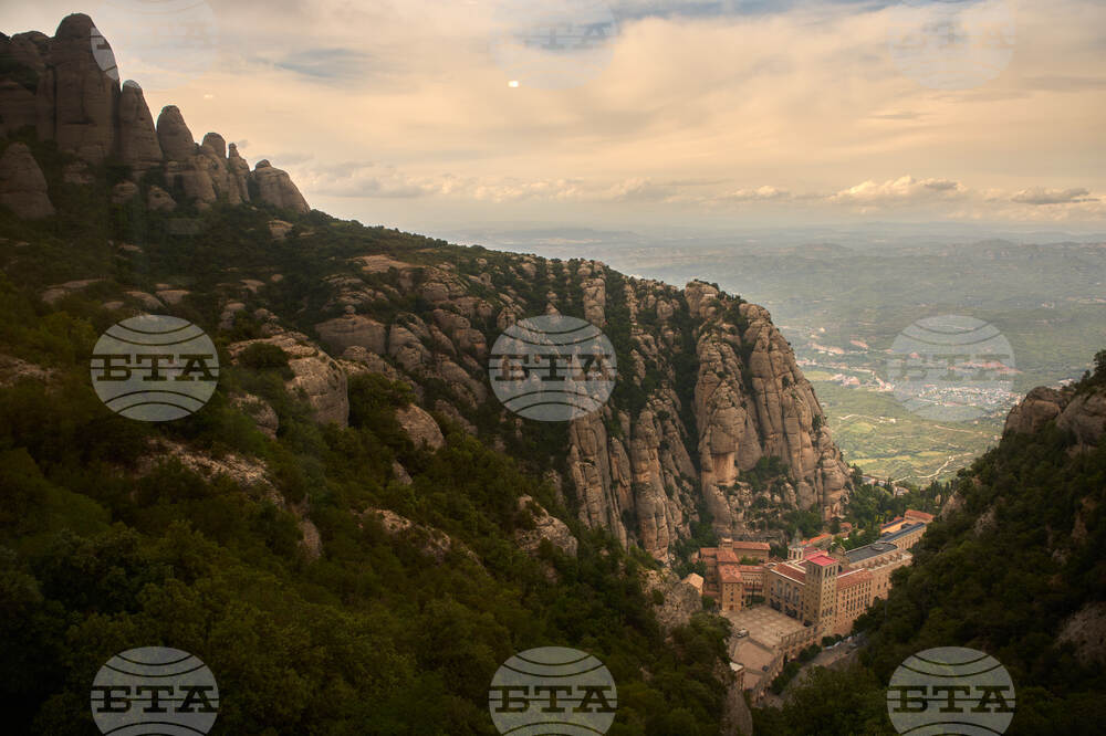 Spain Pope Sagrada Familia Montserrat