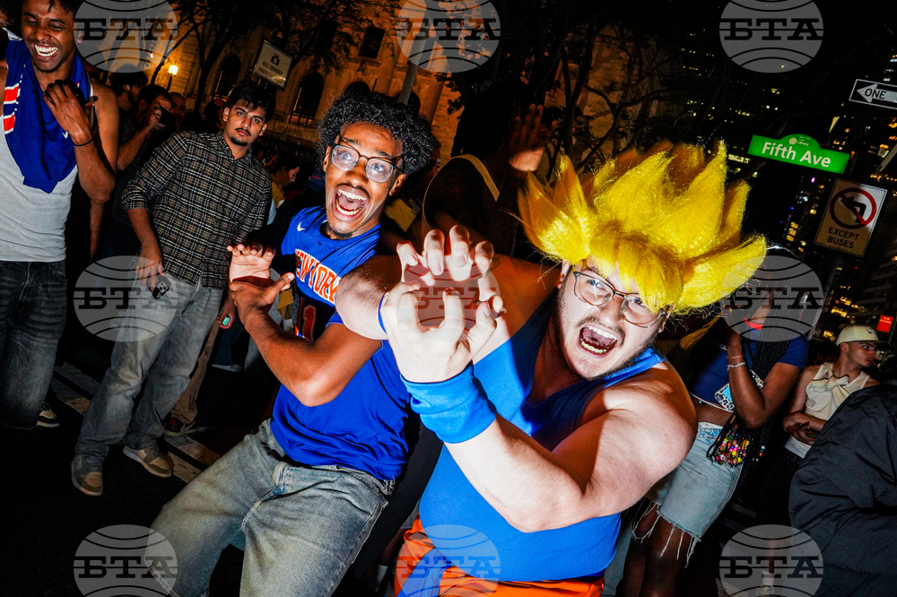 APTOPIX NBA Finals Spurs Knicks Watch Party Basketball