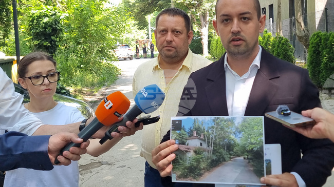 Общински съветници от ГЕРБ обвиниха кмета на Варна в бездействие заради сграда в Морската градина