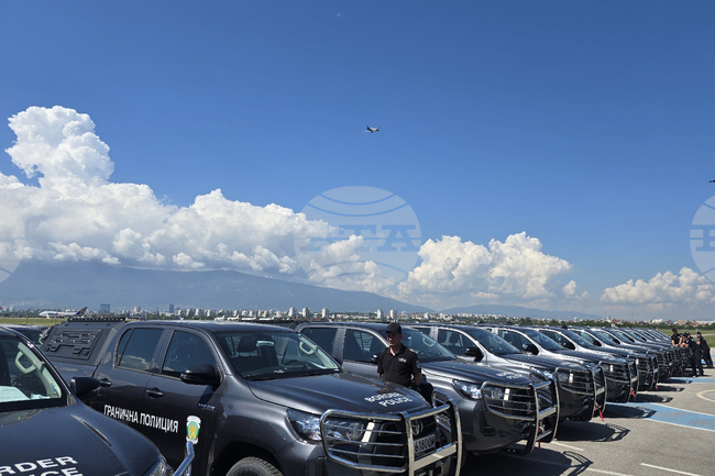 Border Police Receive 213 New Vehicles and 88 Cameras