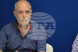 Национален пресклуб на БТА Плевен - паметник - опълченци