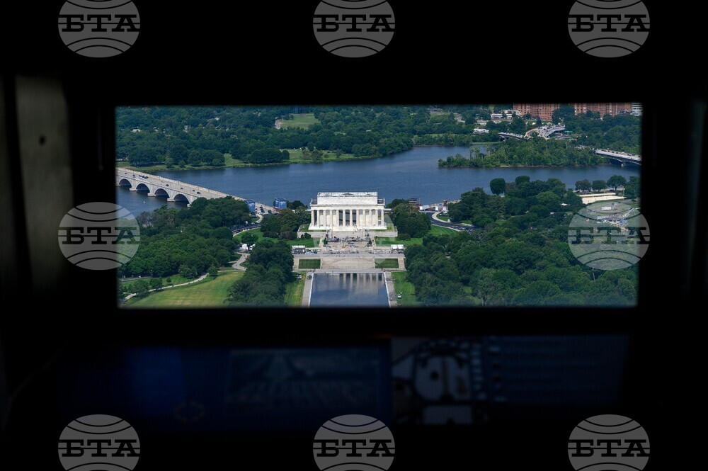 Lincoln Memorial Reflecting Pool