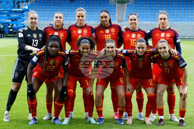 Iceland Spain Women's WCup Soccer