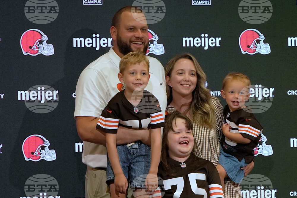 Browns Bitino Football