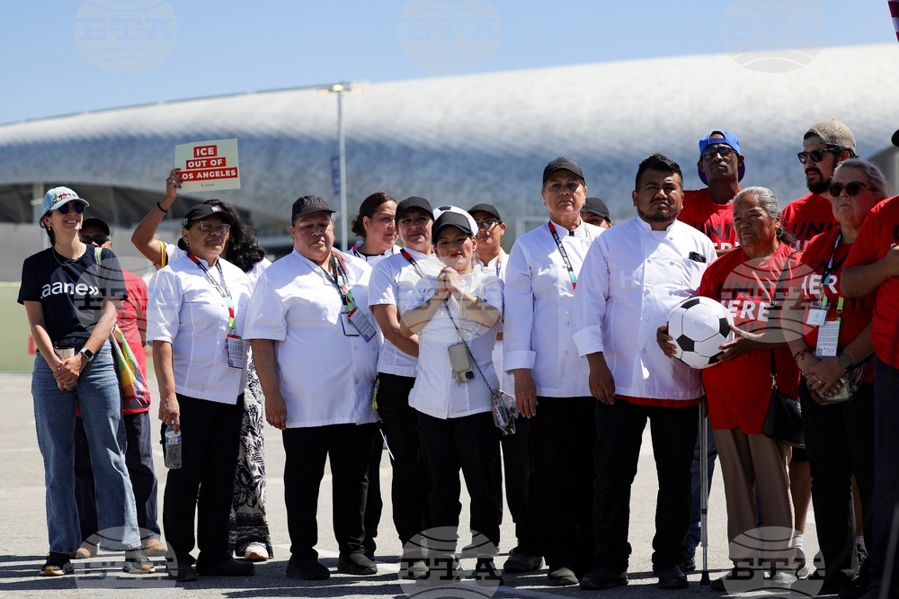 WCup LA Stadium Workers Strike