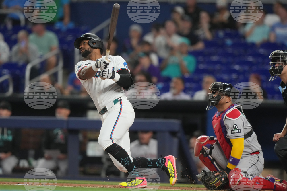 Diamondbacks Marlins Baseball