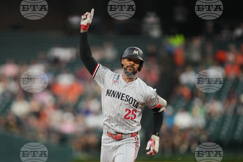 Twins Tigers Baseball