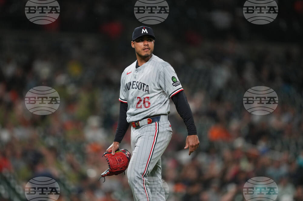 Twins Tigers Baseball