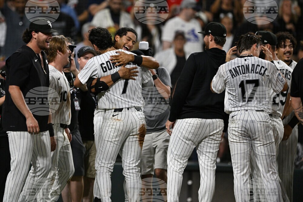 Braves White Sox Baseball