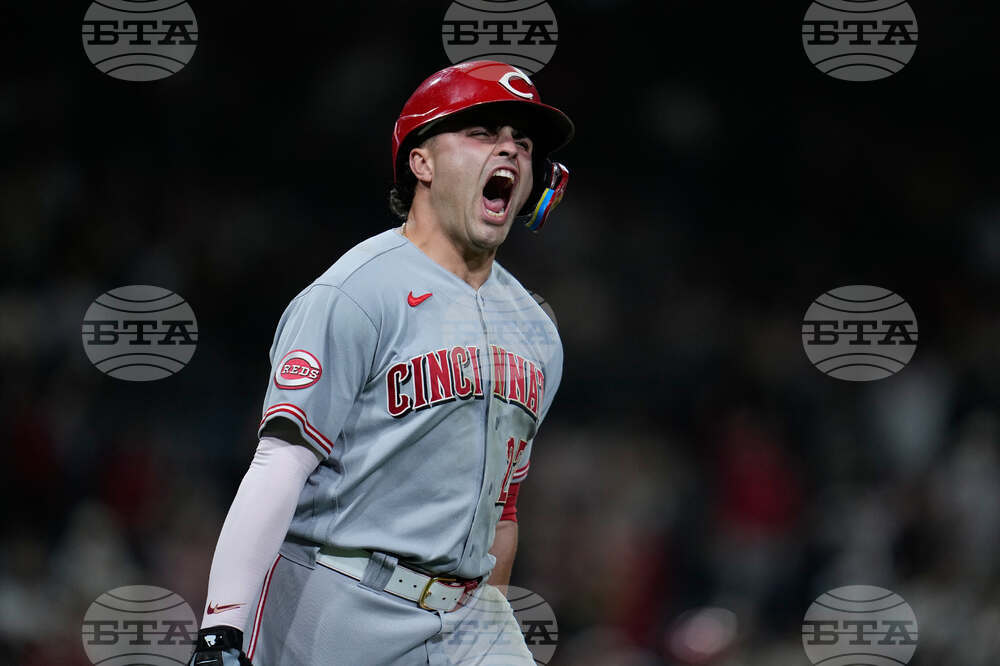 APTOPIX Reds Padres Baseball