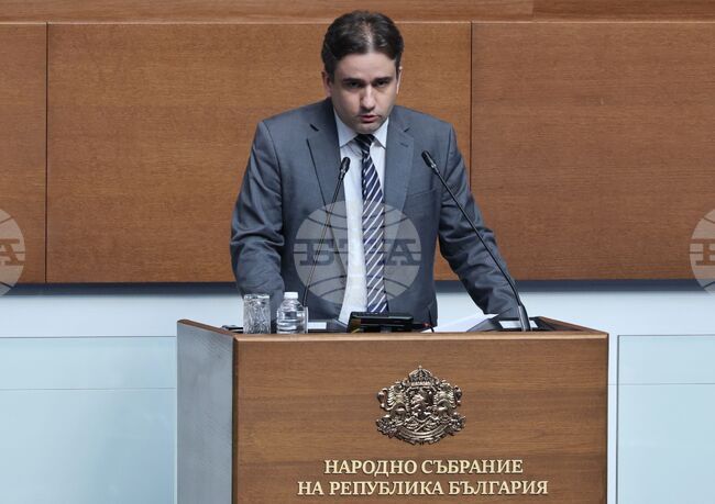 Democratic Bulgaria: Health System Must Not "Reinforce Status Quo", Says Bozhanov Amid NHIF Leadership Reshuffle