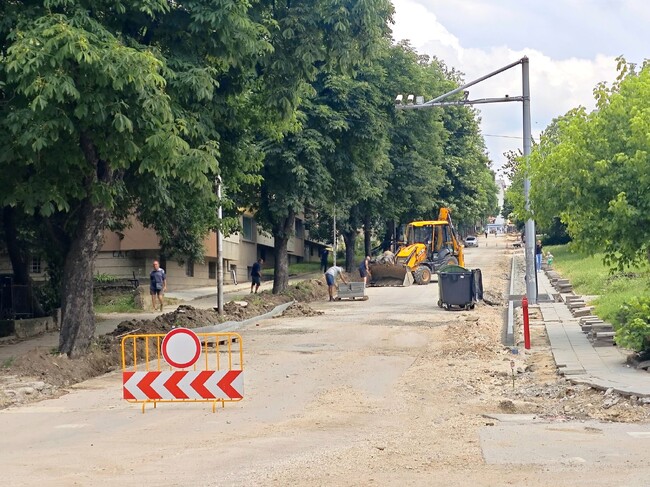 Временната организация на движението по ул. "Шипка" в Плевен остава в сила до 26 юни