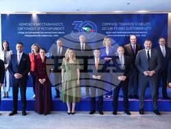 Процес за сътрудничество в Югоизточна Европа - среща на министрите на външните работи - семейна снимка
