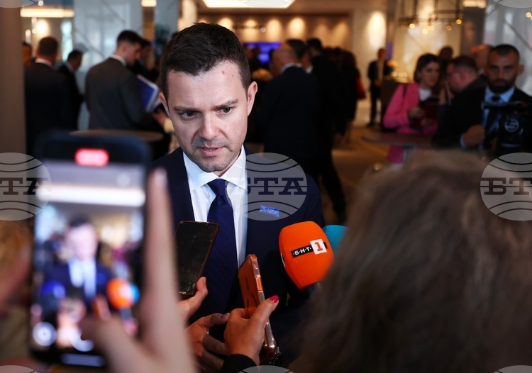North Macedonia Foreign Minister Mucunski Says Skopje, Sofia Share Interest in North Macedonia's EU Path