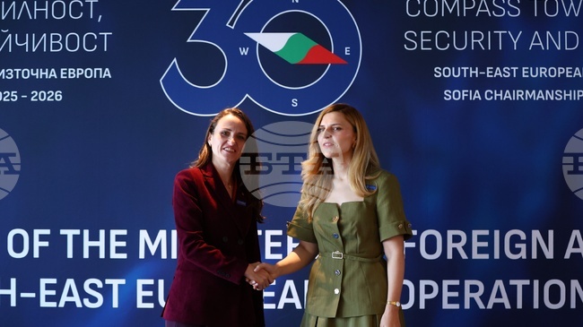 България е готова да работи с Румъния за по-безопасно Черно море, каза външният министър Велислава Петрова 