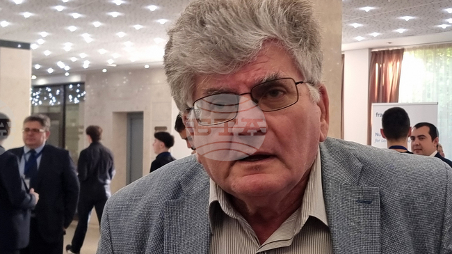 Има голяма неяснота в доклада на КЕВР по отношение цените на тока за бита, според експерт