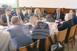 Народно събрание - Комисия по икономическа политика, инвестиции и индустрия - заседание