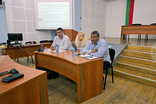 В Свищов започнаха поредица от срещи във връзка с новия подход при управление на отпадъците и изчисляване на таксата за смет