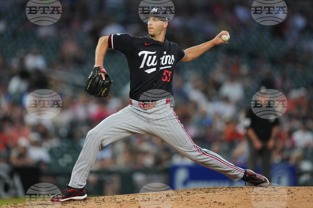 Twins Tigers Baseball
