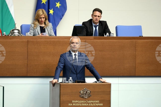  Vazrazhdane to Submit Bill for Ukraine Aid Ban and Veto of EU Sanctions against Russia