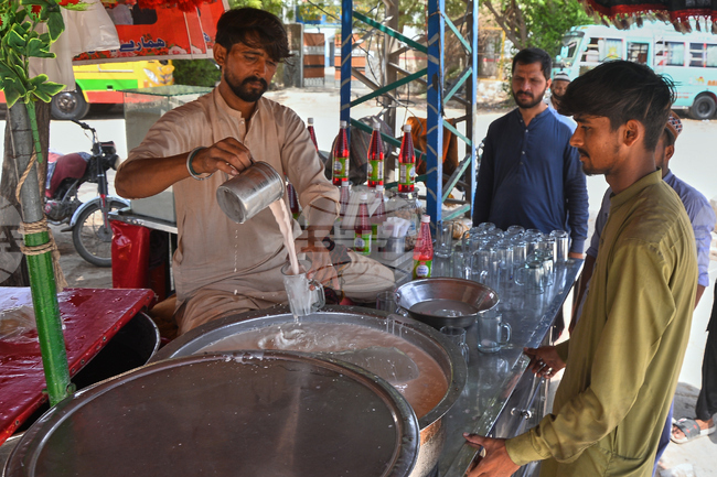 Pakistan Extreme Weather Heat