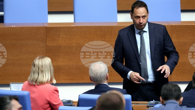 Парламентът забрани икономически необоснованото увеличение на потребителските цени, задължи търговците всеки ден да публикуват цените в интернет