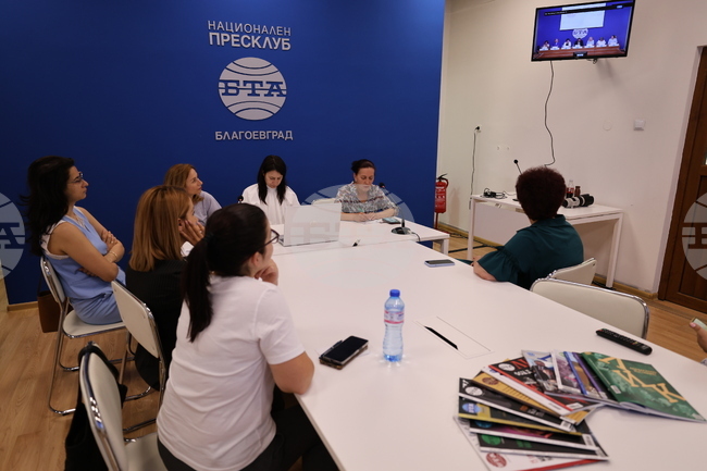 Регионалните журналисти и кореспонденти създават новини, които имат национално значение, казаха журналисти от Благоевград
