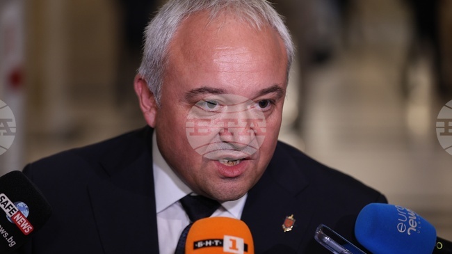 Interior Minister Implicates GERB Leader Borissov in Crash Barriers Scam, GERB Threatens to Sue