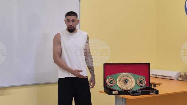 Спортът е от най добрите алтернативи за изграждане на характер, каза боксьорът Йосиф Панов пред възпитаници на училището в село Крушовица