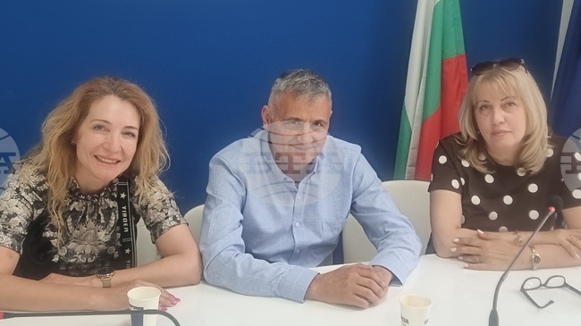 Местната власт става по-безкритична и по-арогантна без коректива на регионалните медии, каза Зарко Маринов, издател на в. „Отзвук“ в Смолян 