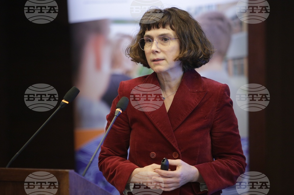 Конференция "Аутомотив енд Батери форум" - Мариана Итева