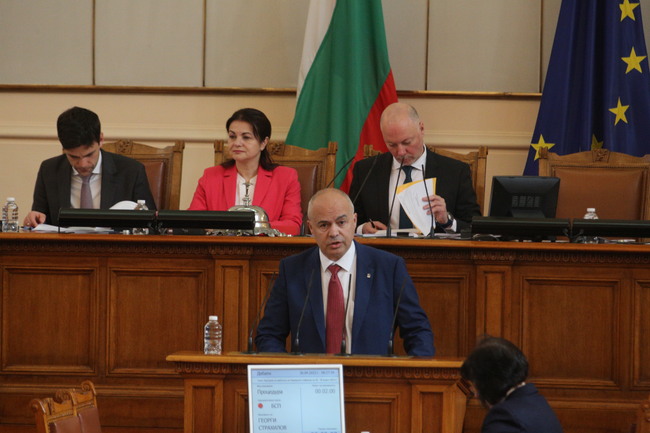 Георги Свиленски: Атанас Пеканов отказва да изпълнява конституционните си задължения под предлог, че е в чужбина