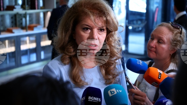 President Iotova: No Reason to Doubt Defence Minister That No Weapons Stocks Are Available to Be Sent to Ukraine