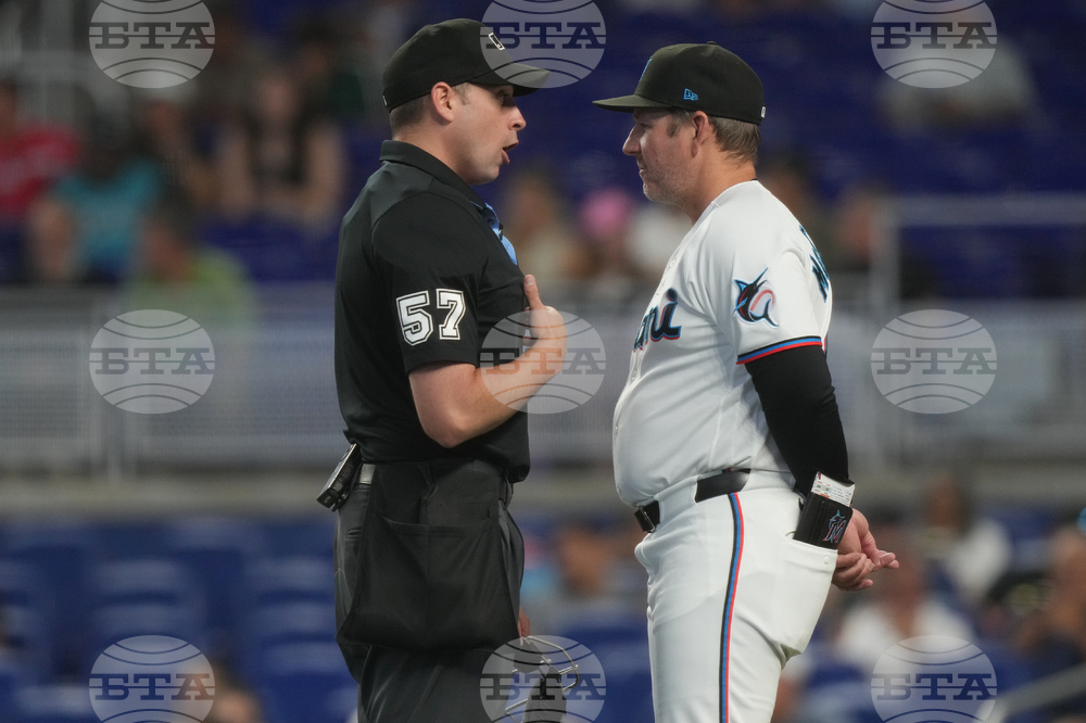 Diamondbacks Marlins Baseball