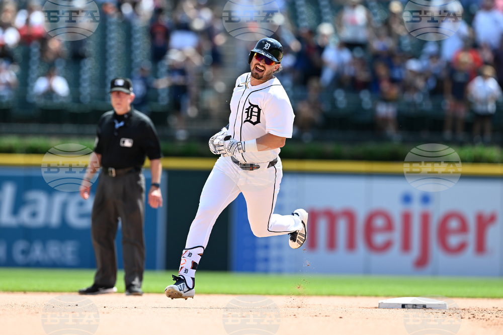 Twins Tigers Baseball