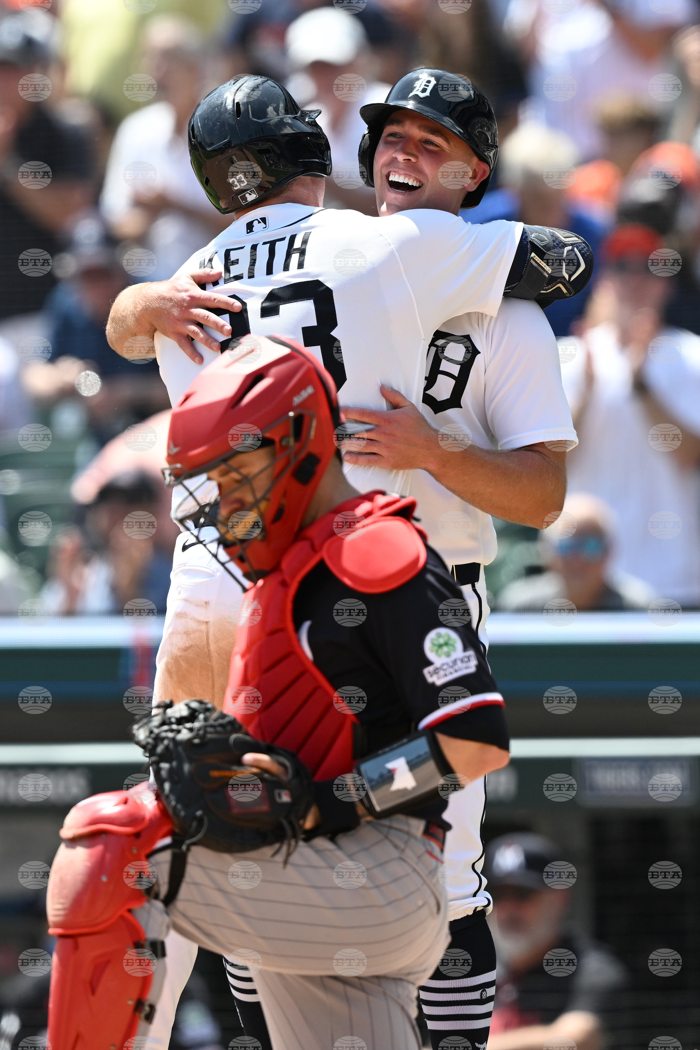 Twins Tigers Baseball